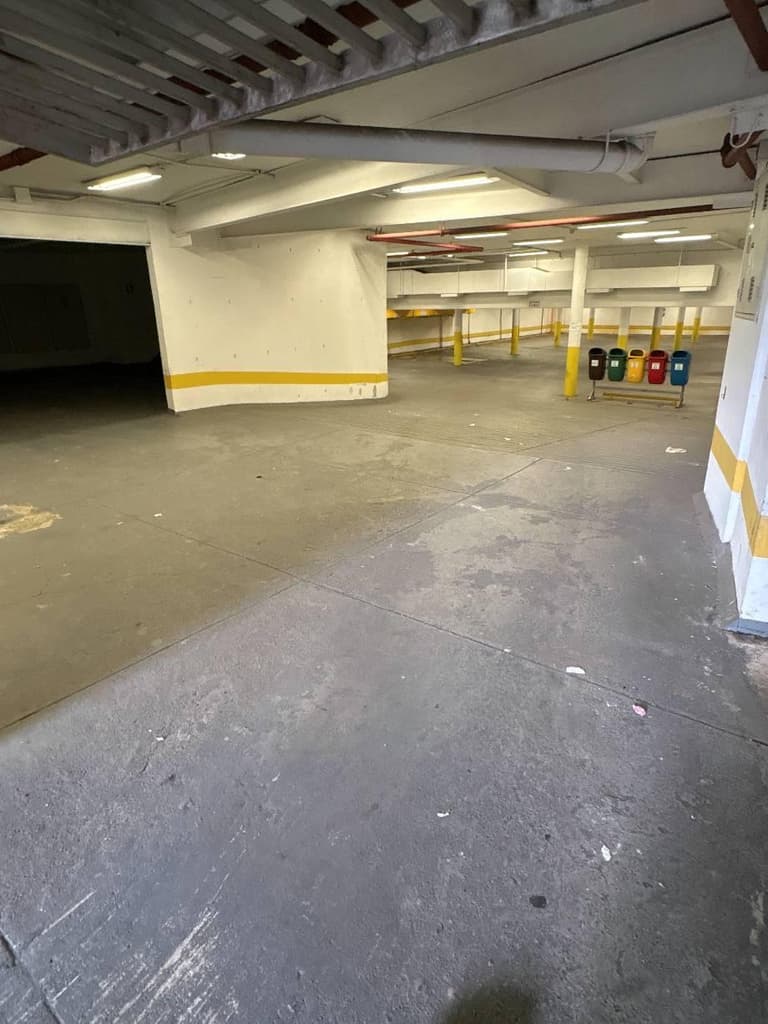 Foto 11 de 14: Comercial em leilão em Jundiaí - SP, bairro Centro — Ex-agência, Jundiaí / SP