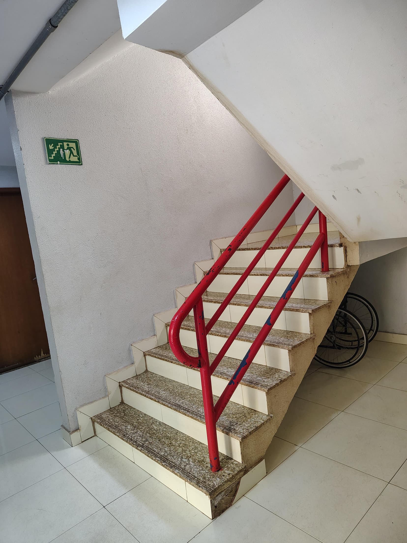 Foto 4 de 8: Apartamento em leilão em Valparaíso De Goiás - GO — APTO RESIDENCIAL | A.T. 82,98 M² | A.P. 75,75 M² | VALPARAÍSO DE GOIÁS/GO - LEILÃO EMPRESARIAL SISTÊMICO SICREDI