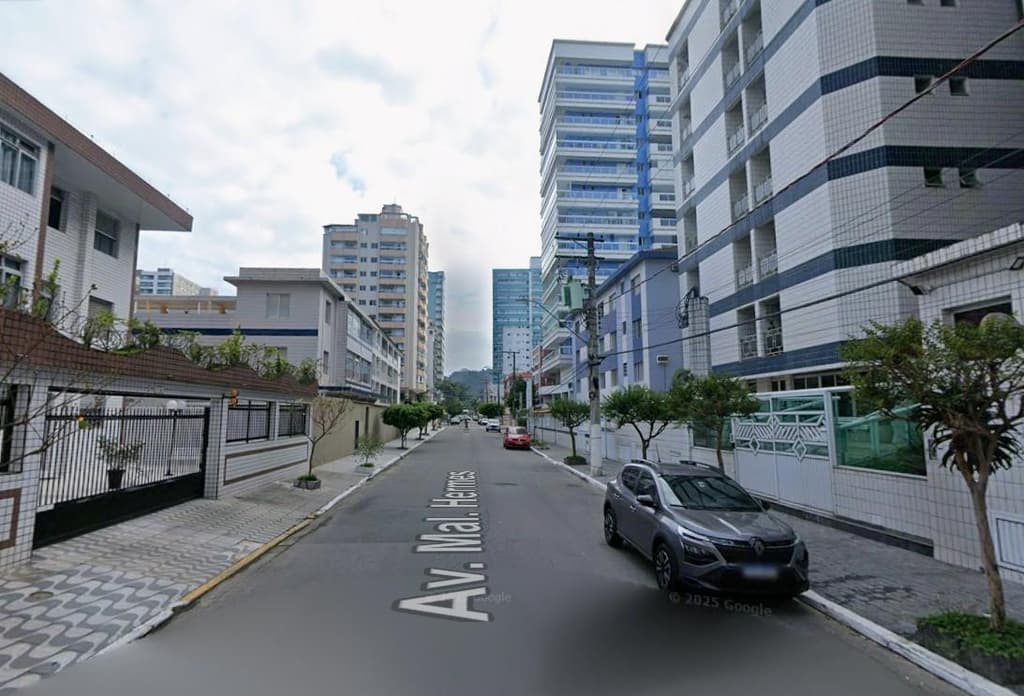 Foto 2 de 2: Apartamento em leilão em Praia Grande - SP, bairro Canto do Forte — Apto. 102m², 450m da praia, Canto do Forte, Praia Grande/SP