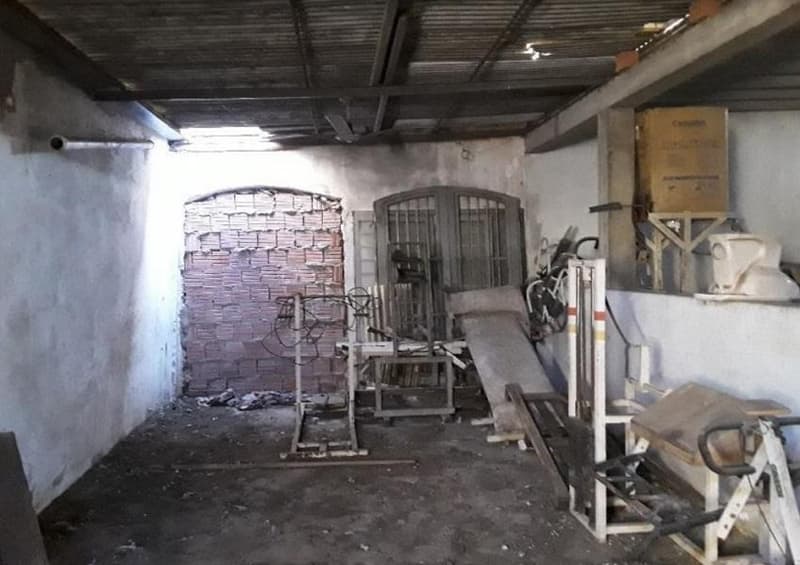 Foto 8 de 18: Comercial em leilão em São Carlos - SP — Imóvel Comercial, A.T. 240m², Vl. Pq. Industrial