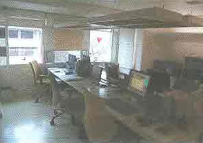 Foto 6 de 7: Comercial em leilão em Porto Alegre - RS — Sala Comercial e box de garagem, no Edifício Centro Profissional Uno, Bairro Independência, Porto Alegre