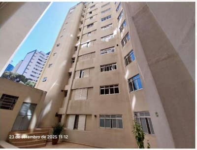 Foto 16 de 17: Apartamento em leilão em Curitiba - PR, bairro Água Verde — Apartamento sob nr.51-B, 4º andar, do Bloco "B" do "EDIFICIO NOTRE DAME" -área construída de 337,2450m2 - Rua Buenos Aires, 639, Bairro: Água Verde, Curitiba/PR.