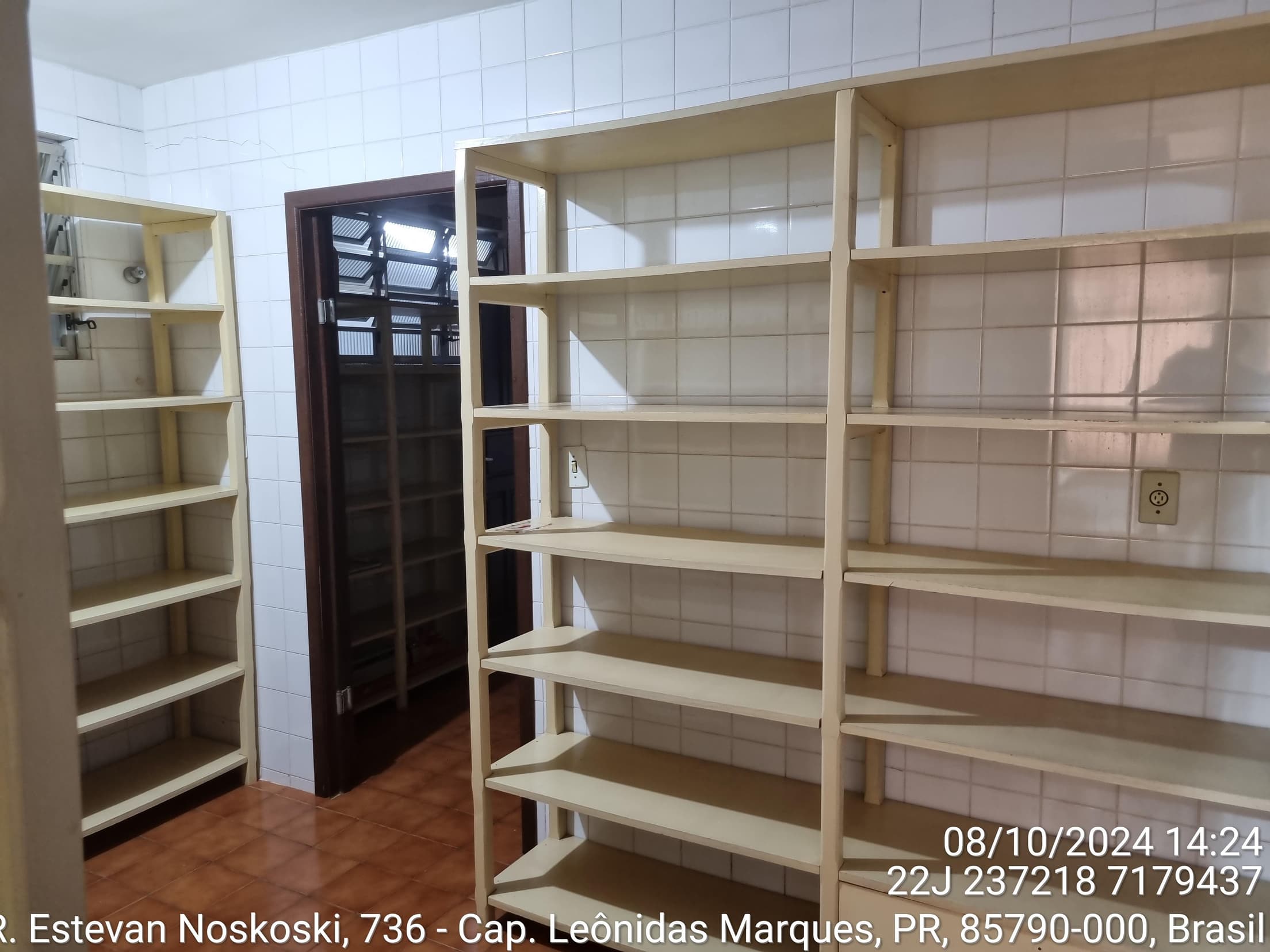 Foto 7 de 8: Casa em leilão em Capitão Leônidas Marques - PR — Casa 152m² Desocupada no Bairro Centro em Capitão Leonidas Marques/PR