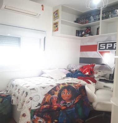 Foto 19 de 25: Casa em leilão em Santana De Parnaíba - SP, bairro Suru — Casa 283m² c/ Piscina | Condomínio New Ville, Santana de Parnaíba/SP | Terreno 343m² | Segurança 24h & Alto Padrão em Bairro Suru!