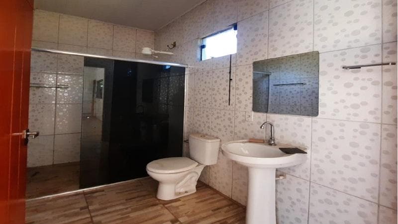 Foto 18 de 21: Casa em leilão em Colorado Do Oeste - RO — CASA RESIDENCIAL | A.T. 444,28 M² E A.C. 125 M² | COLORADO DOESTE/RO - LEILÃO EMPRESARIAL SISTÊMICO SICREDI
