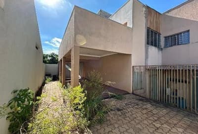 Foto 4 de 21: Comercial em leilão em Pérola - PR — Prédio Misto 510m² no Parque Residencial Pérola, Pérola/PR - Desocupado