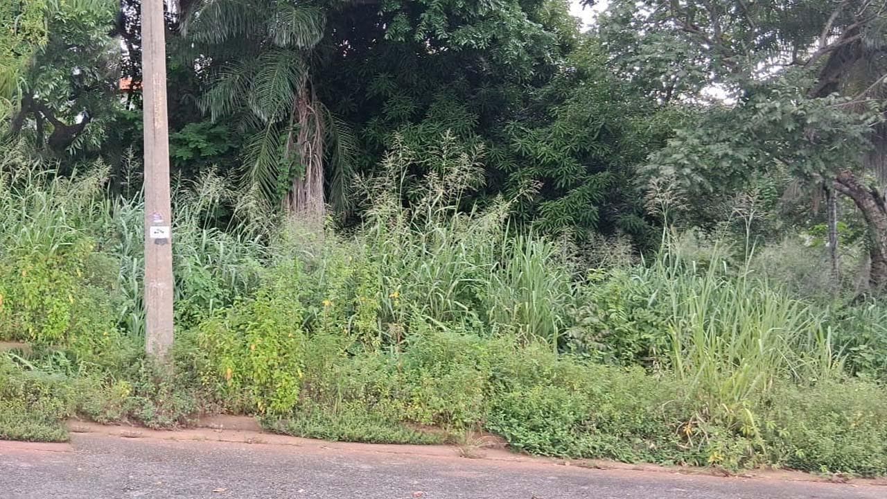 Foto 2 de 6: Terreno em leilão em Minaçu - GO — Terreno Urbano 360m² | Vila de Furnas - Minaçu/GO |Localização Nobre e Infraestrutura Completa: Ideal para Construção e Investimento!