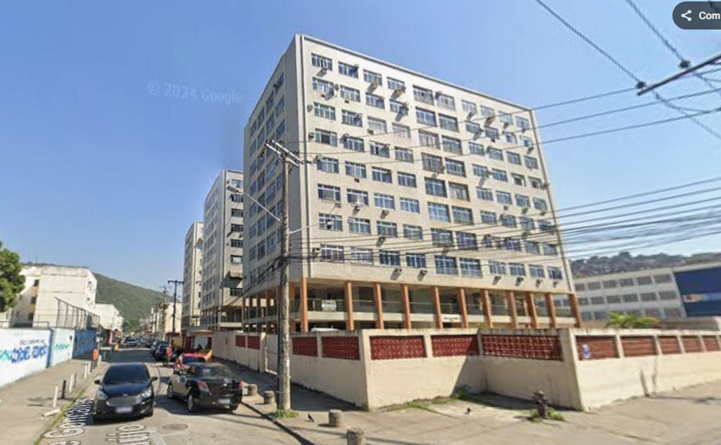 Foto 2 de 6: Apartamento em leilão em Rio De Janeiro - RJ, bairro Olaria — APARTAMENTO 701, DO BLOCO 03, SITO À RUA PARANAPANEMA, 1105, OLARIA/RJ