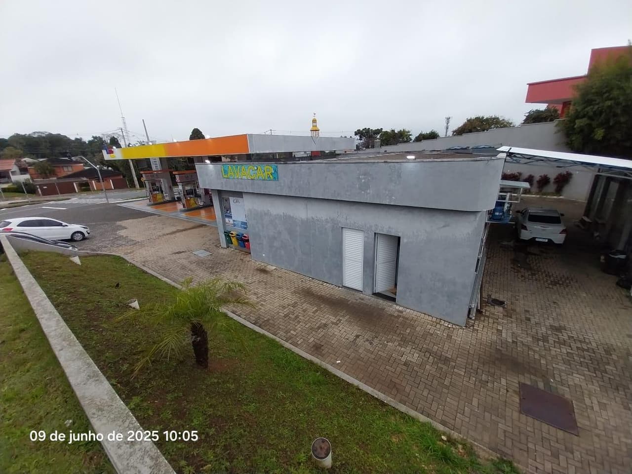 Foto 57 de 59: Comercial em leilão em Curitiba - PR, bairro Vista Alegre — Posto de Combustível com área de terreno total de 3.126,40m², benfeitorias de área total de 477,00m², localizado na Rua Miguel Tschennerl, 47, Vista Alegre, Curitiba/PR