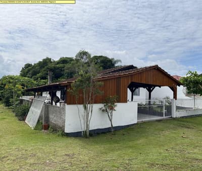 Foto 5 de 6: Imóvel em leilão em Canoinhas - SC, bairro Centro — Quota parte que cabe ao executado no bem imóvel com área de 728 m²