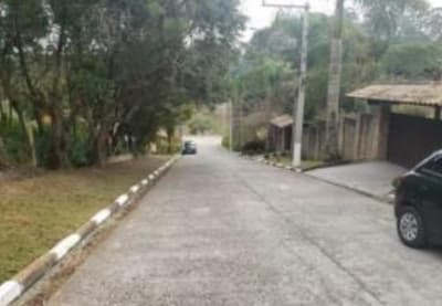 Foto 3 de 5: Casa em leilão em Cotia - SP — Casa 775m², Ocupado no Bosque dos Pires em Cotia/SP