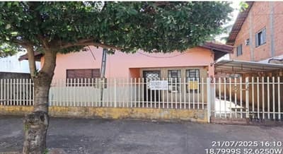 Foto 3 de 3: Casa em leilão em Chapadão Do Sul - MS — CASA RESIDENCIAL | A.T. 337,50 M² | A.C 82,60 M² | LOTEAMENTO JULIMAR | CHAPADÃO DO SUL/MS