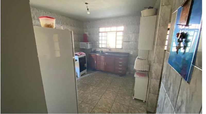 Foto 6 de 26: Casa em leilão em Araras - SP, bairro Jardim Ouro Verde — Casa, A.T. 160m², A.C. 108m², Jd. Ouro Verde