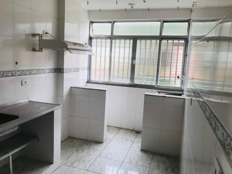 Foto 3 de 14: Apartamento em leilão em Rio De Janeiro - RJ, bairro Engenheiro Leal — Apartamento, Ocupado, Rio De Janeiro / RJ (21% abaixo da avaliação)
