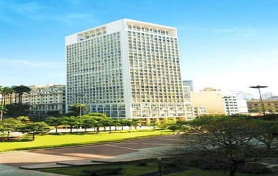 Comercial em leilão em São Paulo - SP, bairro República — Conjunto Corporativo 1.187m² | Edifício CBI Esplanada - Centro/SP | Vista p/ Vale do Anhangabaú