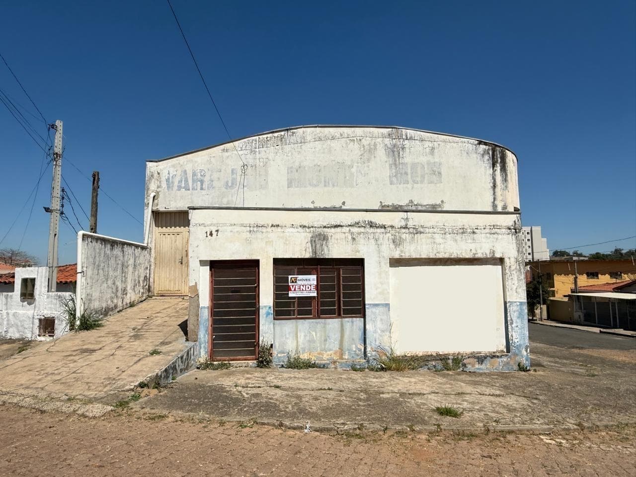 Foto 4 de 24: Comercial em leilão em Monte Mor - SP, bairro Centro — GALPÃO COMERCIAL de 450m² em Monte Mor