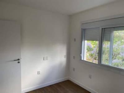 Foto 3 de 15: Apartamento em leilão em Porto Alegre - RS, bairro Menino Deus — Apto 164m² | Porto Alegre-RS | Edifício Serafim Rodrigues | Menino Deus - Financiamento até 420 Meses!