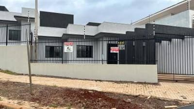 Foto 3 de 17: Casa em leilão em Cascavel - PR, bairro Interlagos — Casa 53m² | Cascavel-PR | Interlagos | Cond. Residencial Hendges I - 2 Dorms, 1 Vaga de Garagem - Financiamento até 420 Meses!