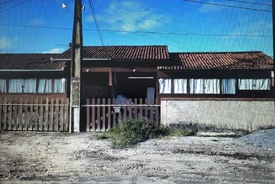 Terreno em leilão em São Francisco Do Sul - SC, bairro Bupeva — UM (01) LOTE DE TERRENO, DUAS CASAS TIPO GEMINADO, SOB N. 5353,SOB Nº12 DA QUADRA Nº81 DO LOTEAMENTO CIDADE BALNEARIA SAYONARA;