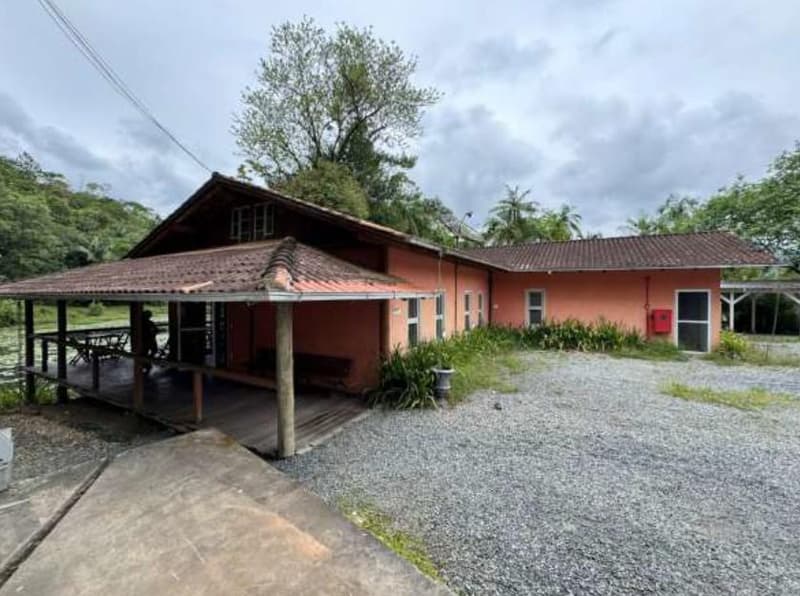 Foto 106 de 122: Terreno em leilão em Schroeder - SC — Terreno situado à Estrada Schroeder I, área de 94.840m², Schoeder/SC