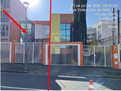 Casa em leilão em Curitiba - PR — Casa nº 02 com área construída de 106,59m² do Condomínio Residencial Vitória - Rua 21 de abril, 418 Alto da Glória Curitiba/PR
