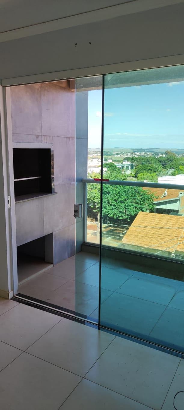 Foto 2 de 12: Apartamento em leilão em Toledo - PR, bairro Jardim Pancera — IMÓVEL URBANO APARTAMENTO ÁREA TOTAL 70,396 M² / ÁREA PRIVATIVA 56,32 M² - TOLEDO / PR