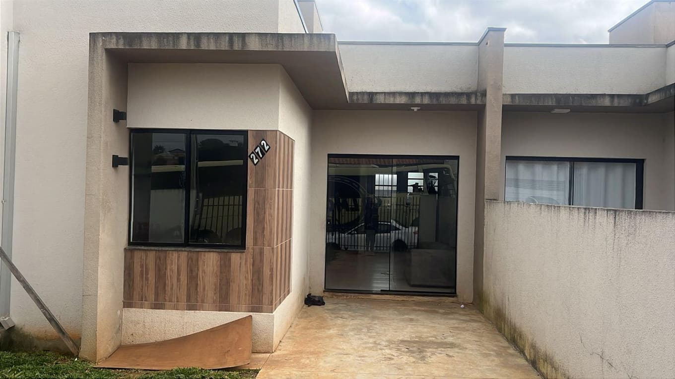 Foto 2 de 2: Casa em leilão em Ponta Grossa - PR — Casa 55m², Cará-Cará, Ponta Grossa/PR - Ocupada