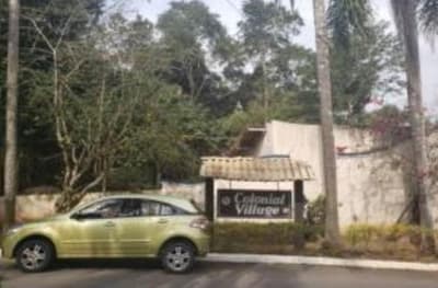 Foto 2 de 6: Casa em leilão em Cotia - SP — Casa 775m² com Terreno de 1.200m², Ocupado no Bosque dos Pires em Cotia/SP