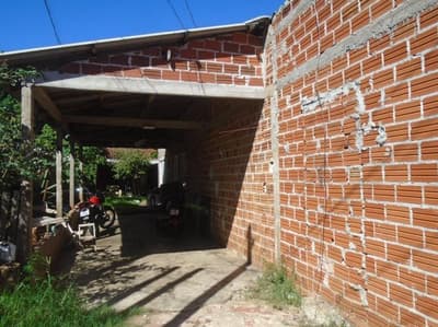 Foto 2 de 2: Terreno em leilão em Foz Do Iguaçu - PR — Lote urbano, contendo Edificação residencial, com aproximadamente 125,00m2 de área construída, Foz do Iguaçu/PR