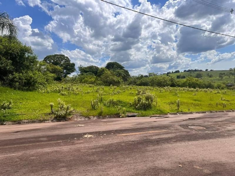 Foto 4 de 4: Terreno em leilão em Pérola - PR — Lote, 597.5 m2, Pérola / PR