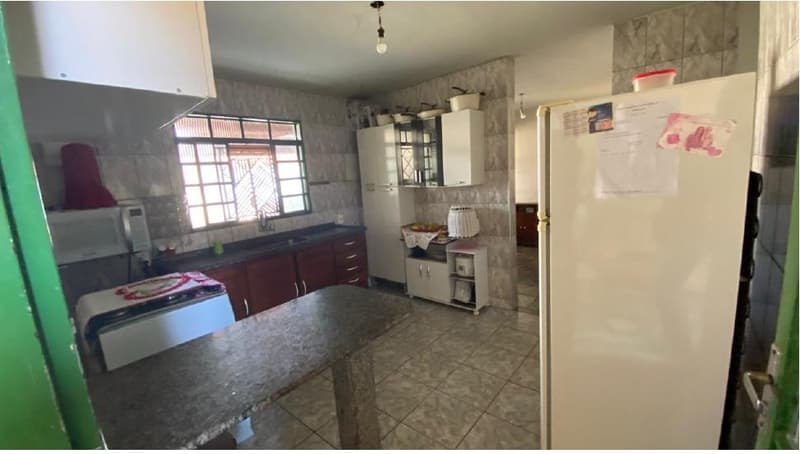 Foto 7 de 26: Casa em leilão em Araras - SP, bairro Jardim Ouro Verde — Casa, A.T. 160m², A.C. 108m², Jd. Ouro Verde