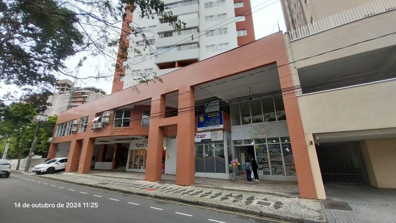 Foto 10 de 10: Apartamento em leilão em Curitiba - PR — DIREITOS AQUISITIVOS sobre o Apartamento n. 1402, com a área construída privativa de 85,22m2, Curitiba/PR