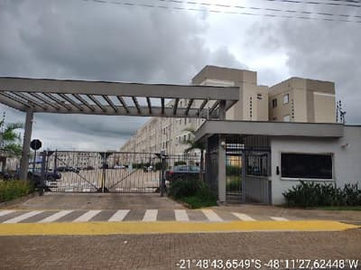 Apartamento em leilão em Araraquara - SP — Apartamento de 43.06m2, com 2 quartos, em ARARAQUARA/SP.
