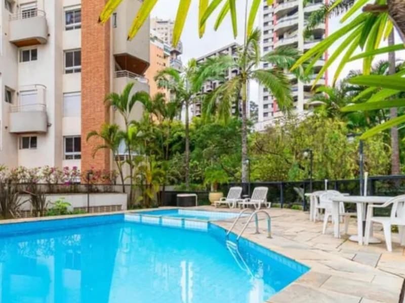 Foto 7 de 11: Apartamento em leilão em São Paulo - SP, bairro Vila Suzana — Apto 141m², 03 Vagas | Vila Suzana (Morumbi), São Paulo/SP - Oportunidade para Investimento ou Moradia! 42% de deságio sobre o valor de avaliação.