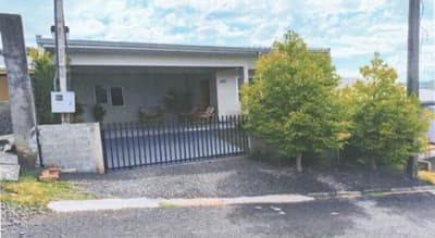 Casa em leilão em São João - PR — IMÓVEL URABANO COM ÁREA TOTAL DE 205.48 m2- Em SÃO JOÃO/PR
