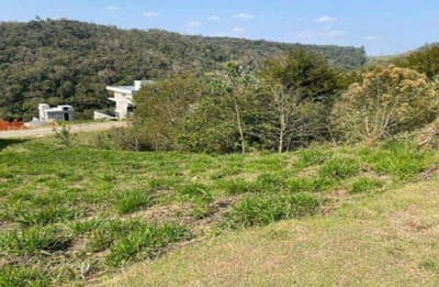 Foto 1 de 4: Terreno em leilão em Santana De Parnaíba - SP — Terreno urbano, A.T. 712m², Chácara Boa Vista