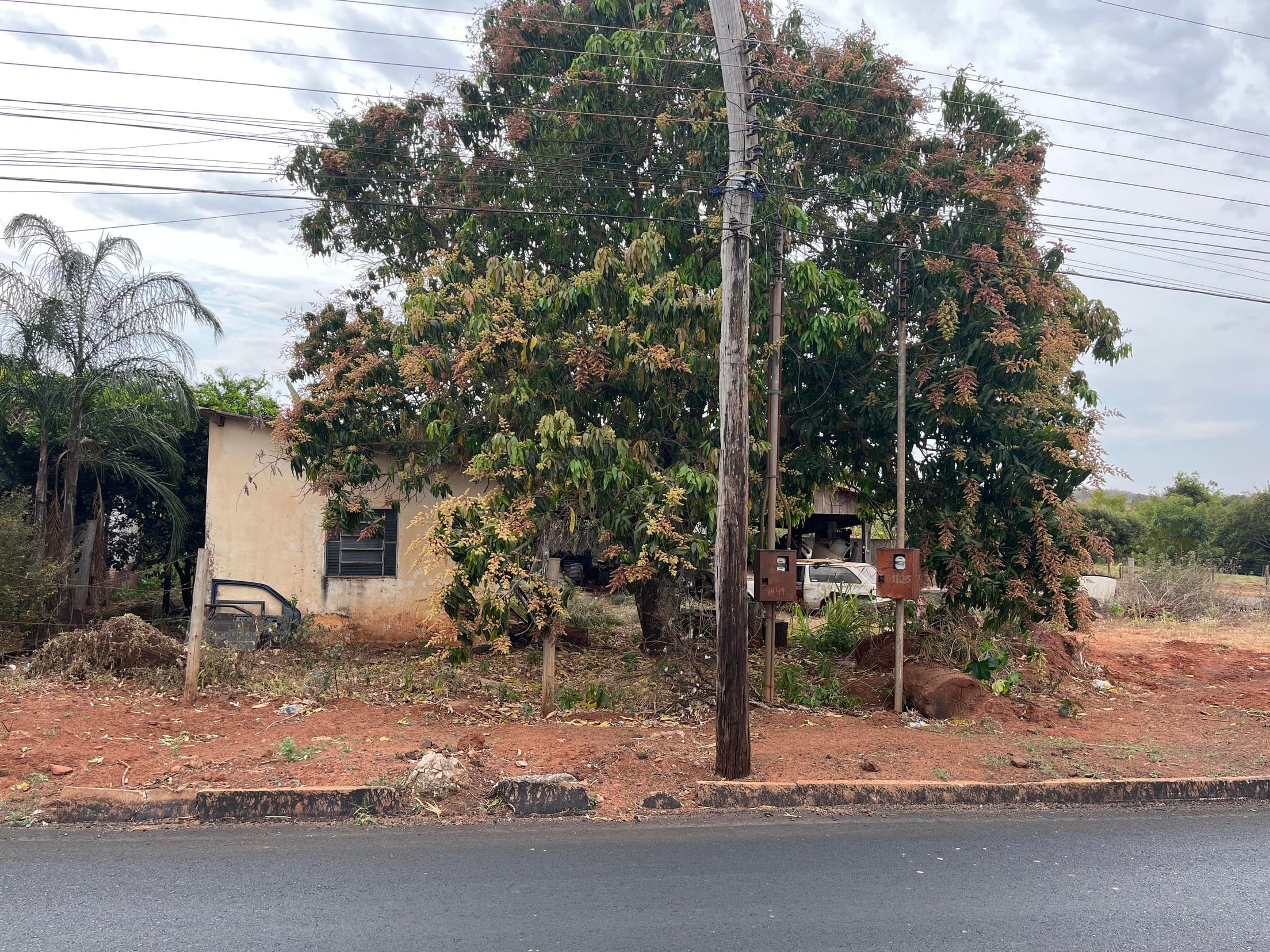 Foto 2 de 5: Terreno em leilão em Itajá - GO, bairro Centro — TERRENO: AVENIDA JOSÉ LUIZ