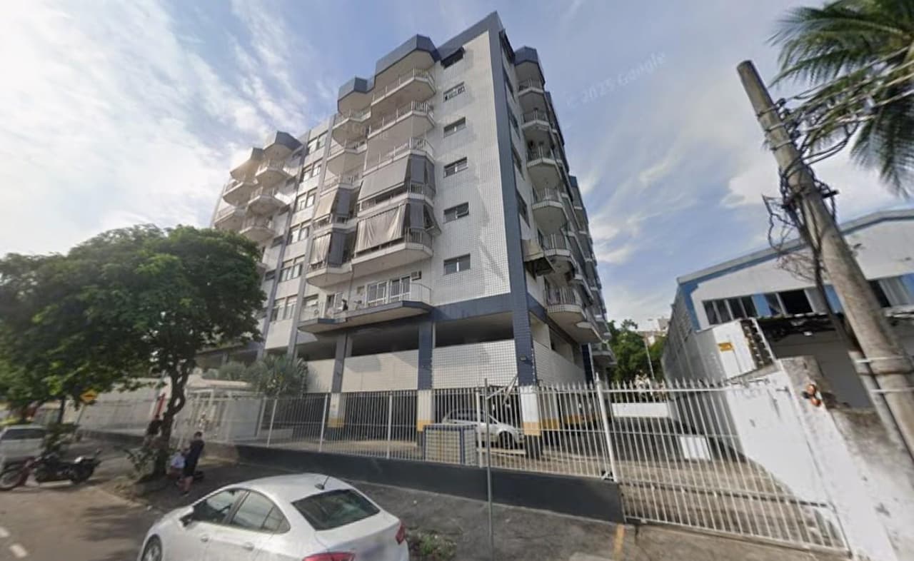 Apartamento em leilão em Rio De Janeiro - RJ, bairro Taquara — Apto 66m², 1 Vaga no Taquara no Rio de Janeiro/RJ.