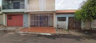 Foto 1 de 15: Casa em leilão em Assis - SP, bairro San Fernando Valley — Casa 102m² com Terreno 125m² || DESOCUPADA || Assis-SP | San Fernando Valley - 2 Dorms, 1 Banheiro - Financiamento até 420 Meses!