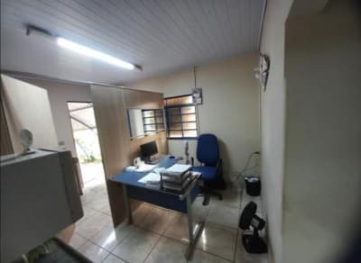 Foto 8 de 13: Comercial em leilão em Taquaritinga - SP, bairro Guariroba — Imóvel Industrial, A.T. 3.466,75m², possui 3 galpões, casa e escritório, Distrito de Guariroba