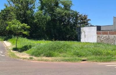 Terreno em leilão em Paranavaí - PR — Lote n°1, com a área de 363,81m², situado no loteamento denominado RESIDENCIAL CAMPESTRE, Paranavaí/PR