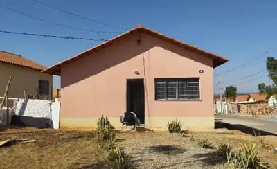 Casa em leilão em Bom Despacho - MG — Casa de 40.83m2, com 2 quartos, em BOM DESPACHO/MG.