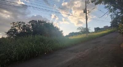 Foto 2 de 5: Terreno em leilão em Uberlândia - MG — Terreno 11.537m² Desocupado no bairro Cidade Jardim Ampliação em Uberlândia/MG - Desocupado