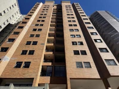 Foto 7 de 9: Apartamento em leilão em Curitiba - PR, bairro Bigorrilho — Apartamento com área exclusiva de 85,80m², do Edifício Champagnat Regence, localizado no bairro Bigorrilho, Curitiba/PR