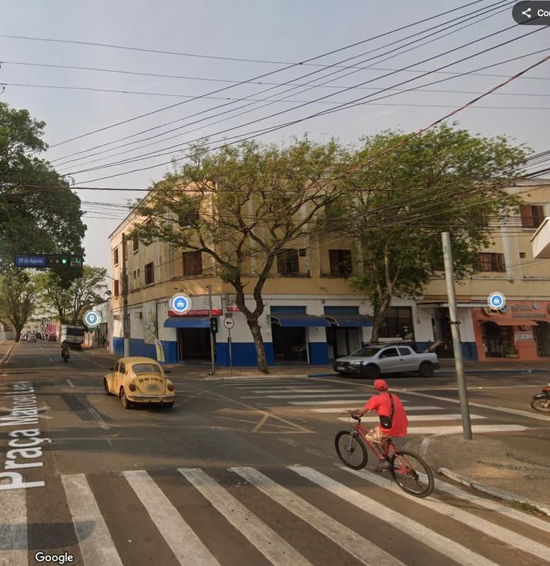 Comercial em leilão em Leme - SP — IMÓVEL COMERCIAL - com 3 pavimentos no CENTRO de Leme/SP
