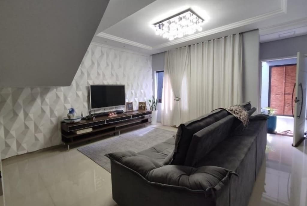 Foto 9 de 9: Casa em leilão em Toledo - PR — IMÓVEL URBANO- COM ÁREA TOTAL DE 150,00 m2- ÁREA CONSTRUIDA 190,00 m2- Em TOLEDO/PR