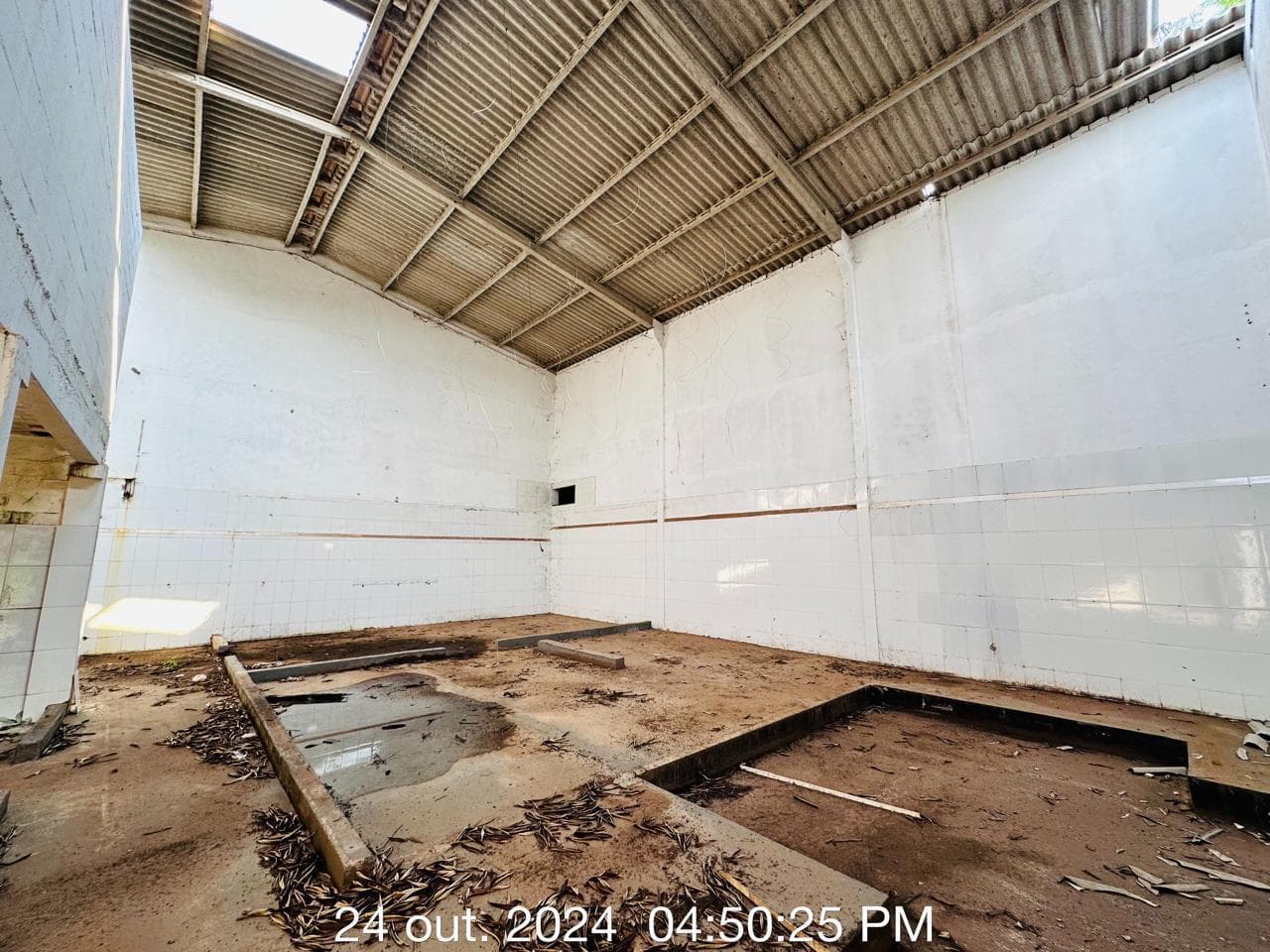 Foto 8 de 28: Comercial em leilão em Umuarama - PR — Galpão Industrial com área de 1.311m², área de terreno de 6.000m² - Umuarama/PR