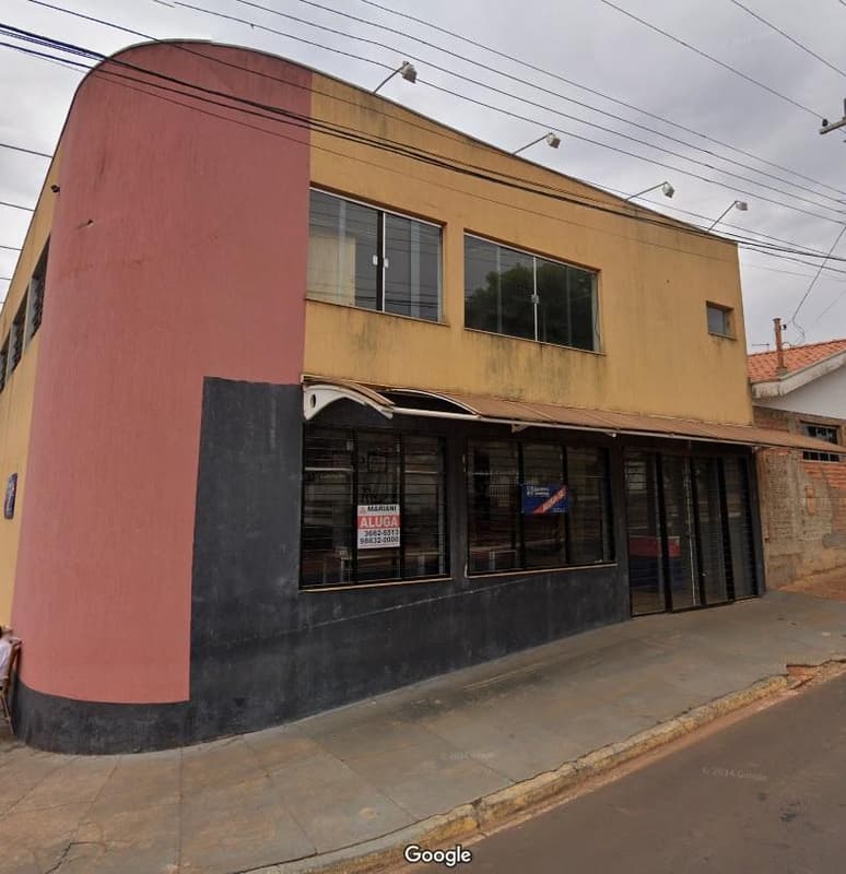Foto 3 de 7: Comercial em leilão em Batatais - SP — DIREITOS - IMÓVEL COMERCIAL Sobrado localizado na cidade de Batatais/SP