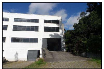 Foto 6 de 9: Terreno em leilão em Embu Das Artes - SP, bairro Bairro dos Oliveiras — Terreno 12.518m² e 4.497m² área construida, R. Dr. Jorge Balduzzi e BR-116, Embu das Artes/SP - SB Crédito