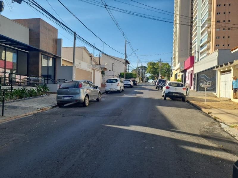 Foto 4 de 17: Casa em leilão em Indaiatuba - SP — Casa, A.T. 303 m², A.C. 204 m², Vila Sfeir